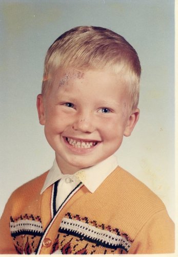 School pic 1969 scab on head.jpg