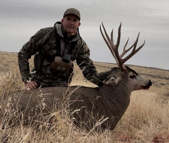 2022 Mule Deer.jpg