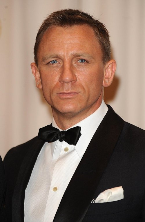 Daniel-Craig-1638109790.jpg