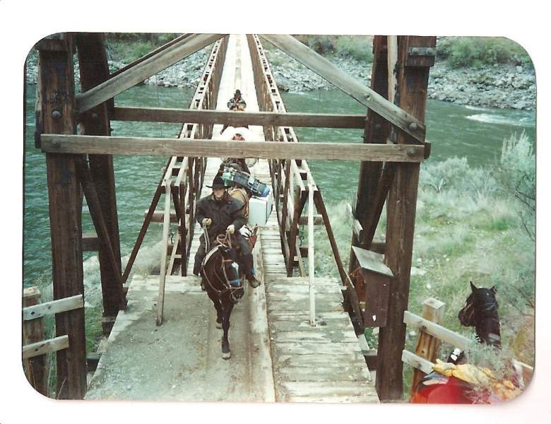 Salmon pack bridge