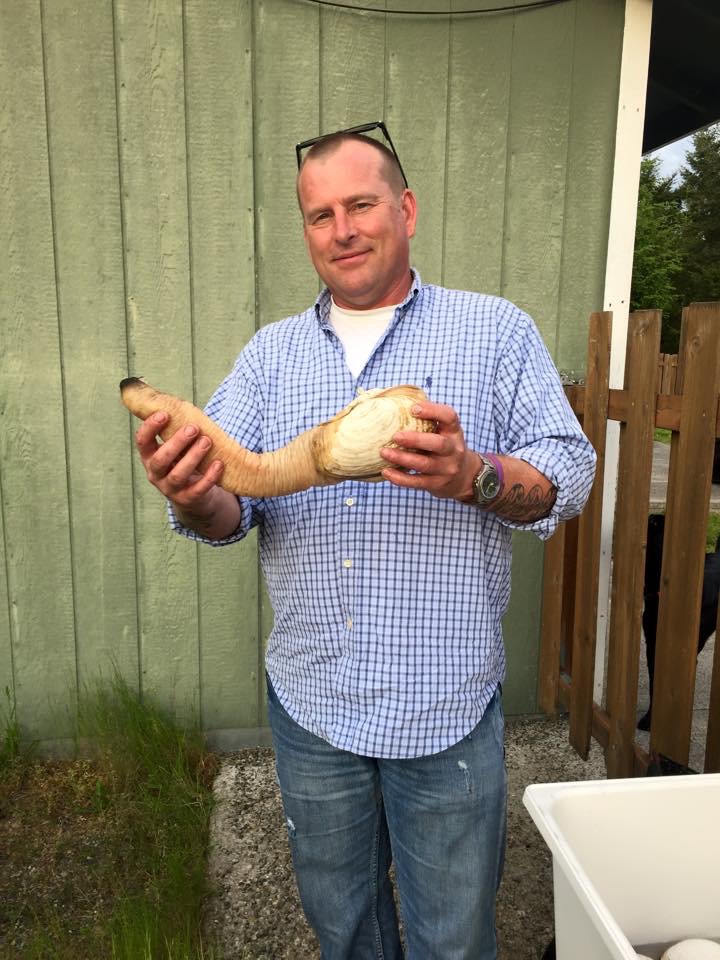 we have some big clams here in the Pacific Northwest