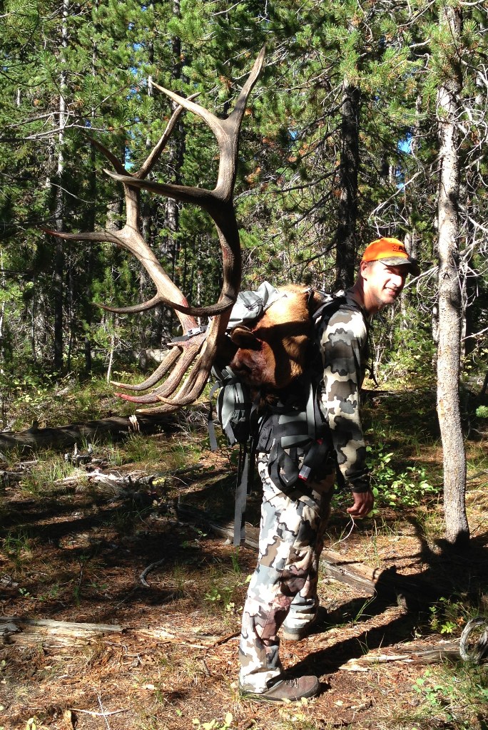 2013_Wyoming_Elk_Packout_001.jpg