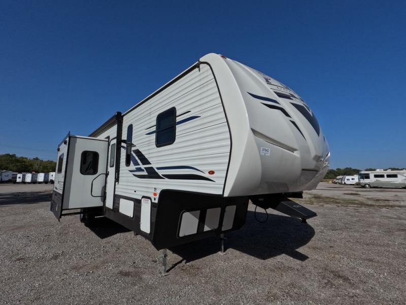 www.route66rvs.com